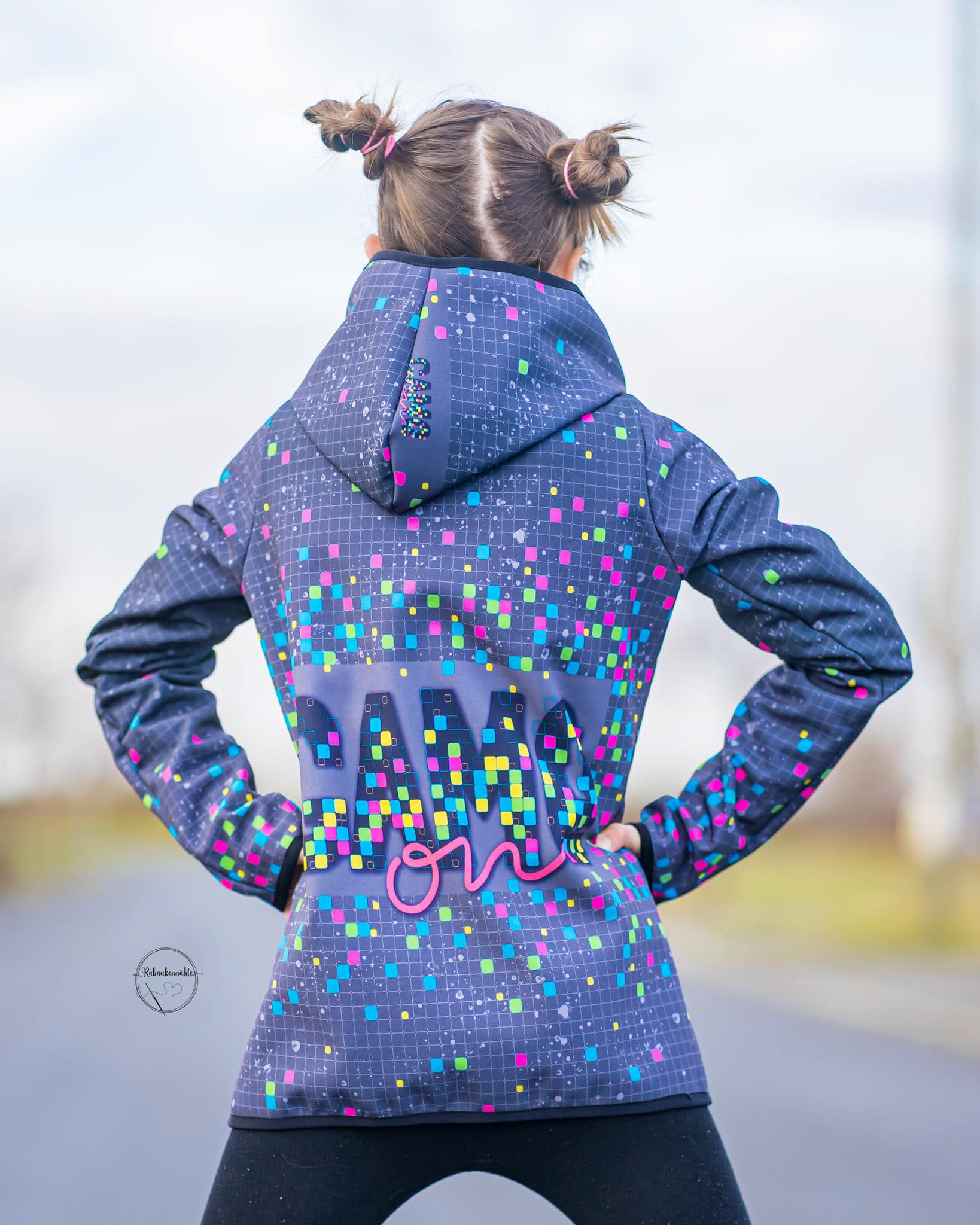 Softshell Game on neonbunt - Rapport ca. 85-90cm lang