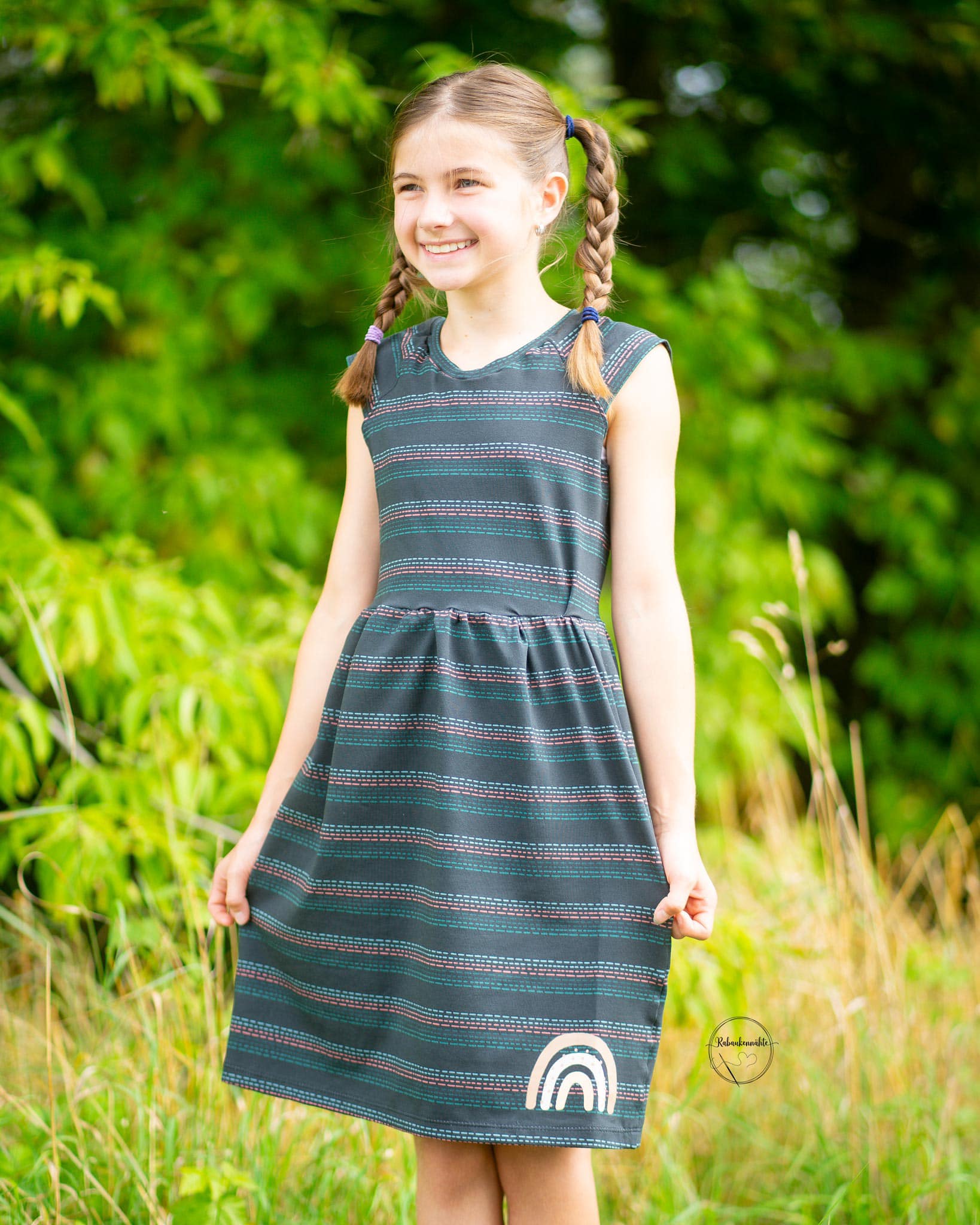 0,5m Bio-Jersey Charlie "Big Hug" Stripes dunkelgrau