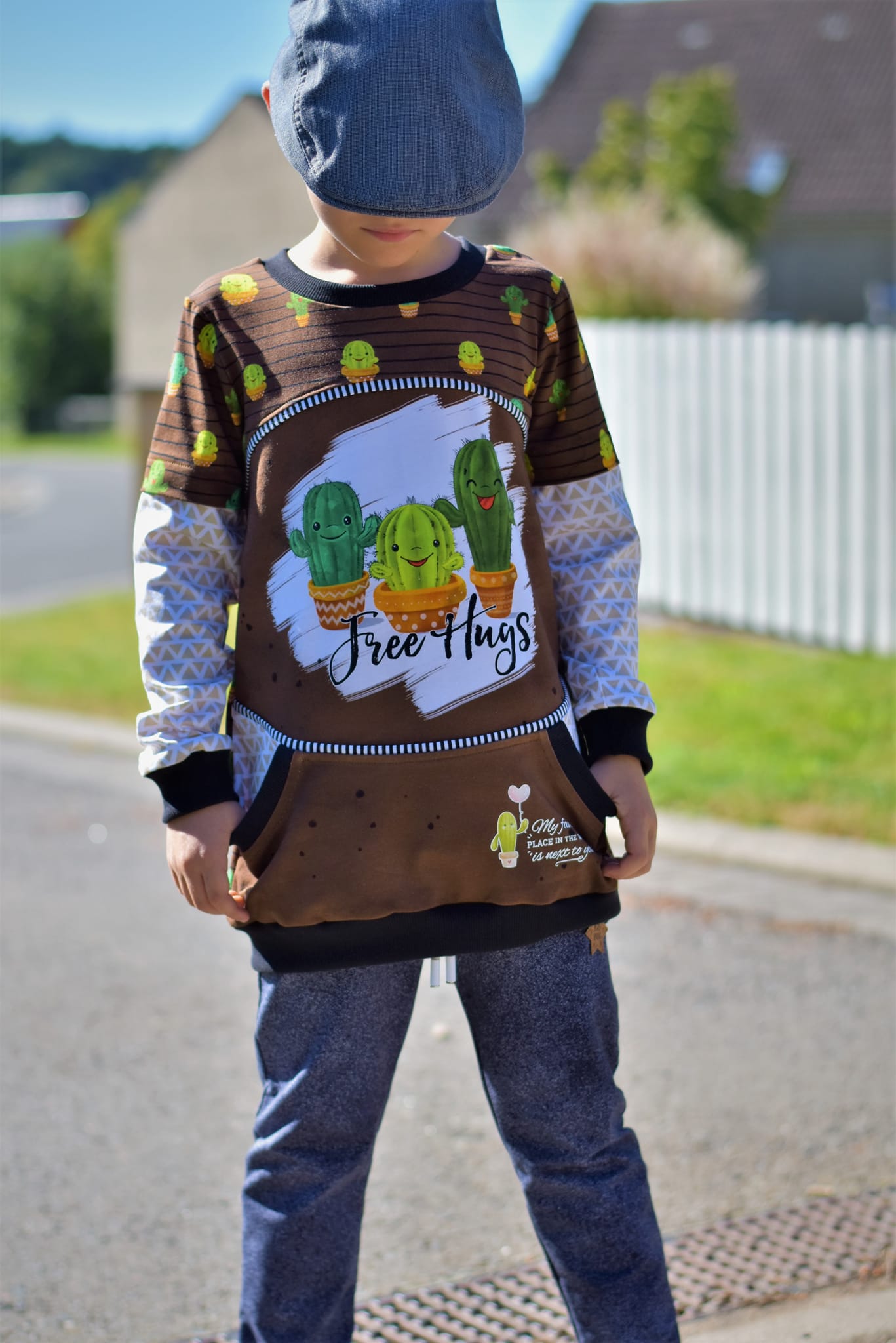 Bio-Jersey Kakteen "Free Hugs" mocca