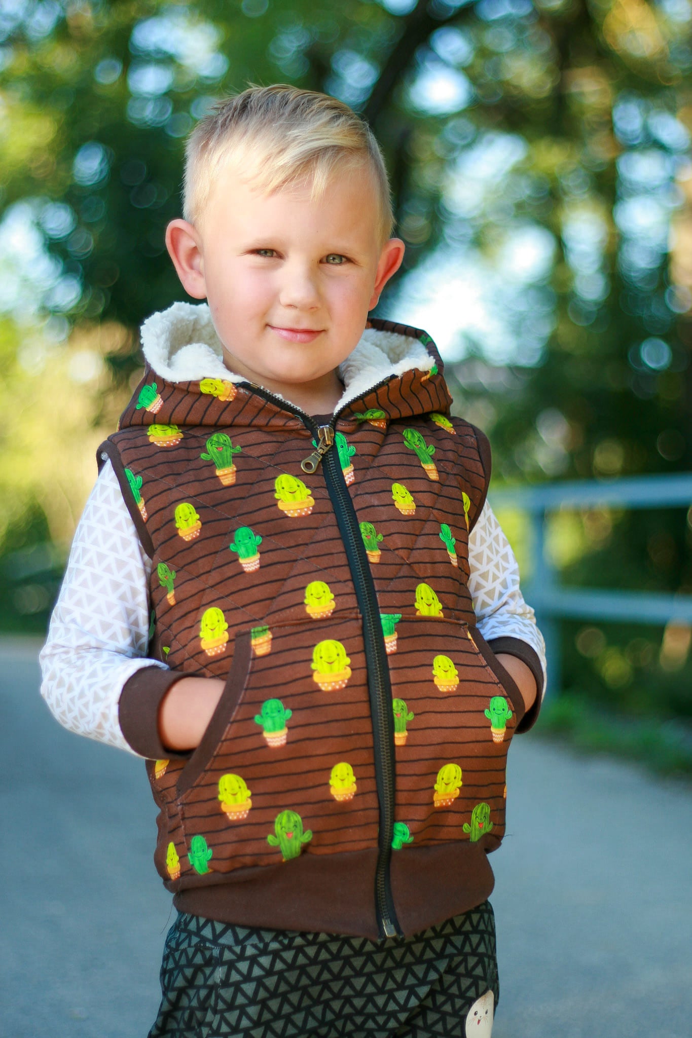 Bio-Jersey Kakteen "Free Hugs" mocca