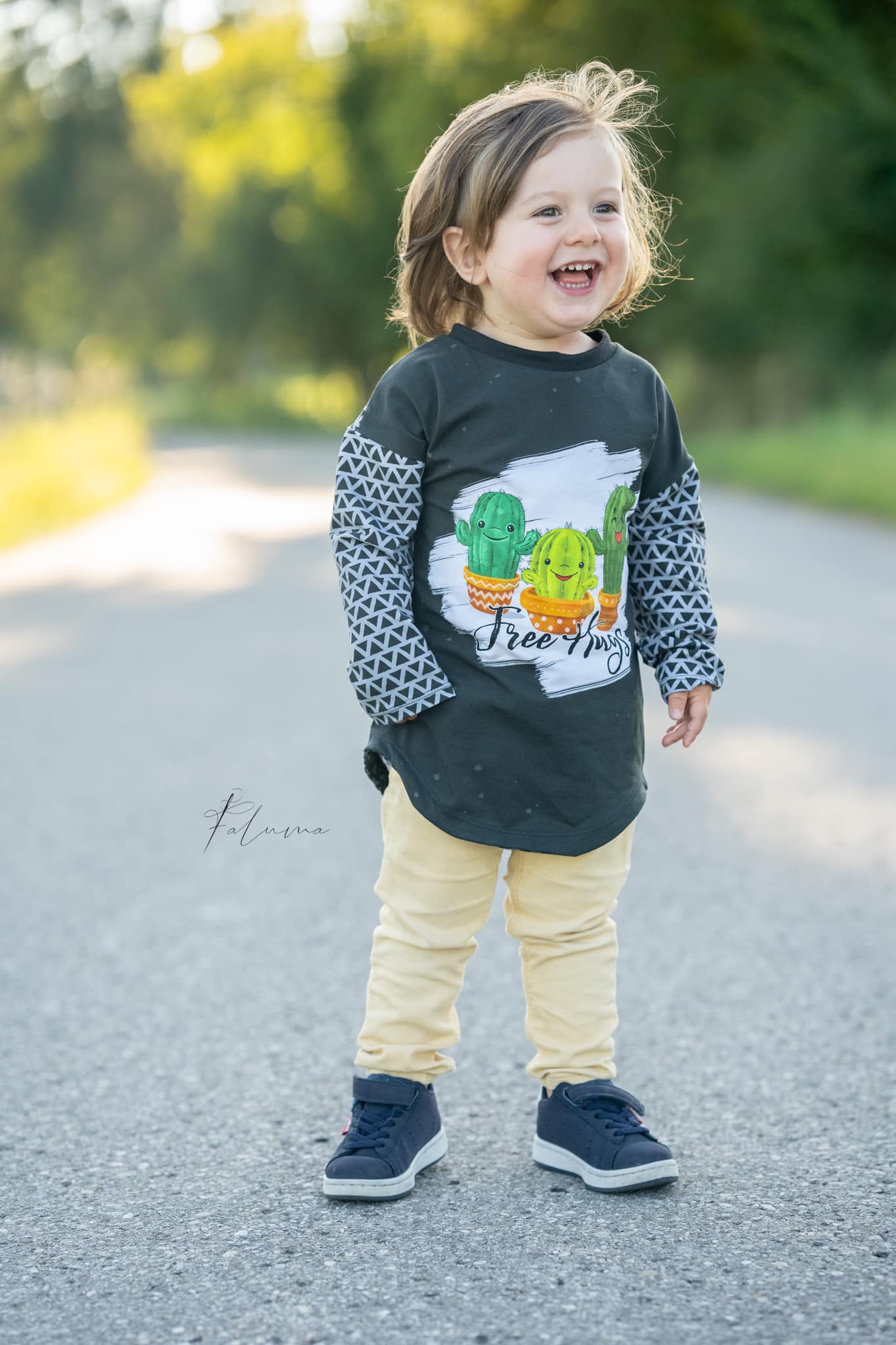 Bio-Jersey Kakteen "Free Hugs" anthrazit