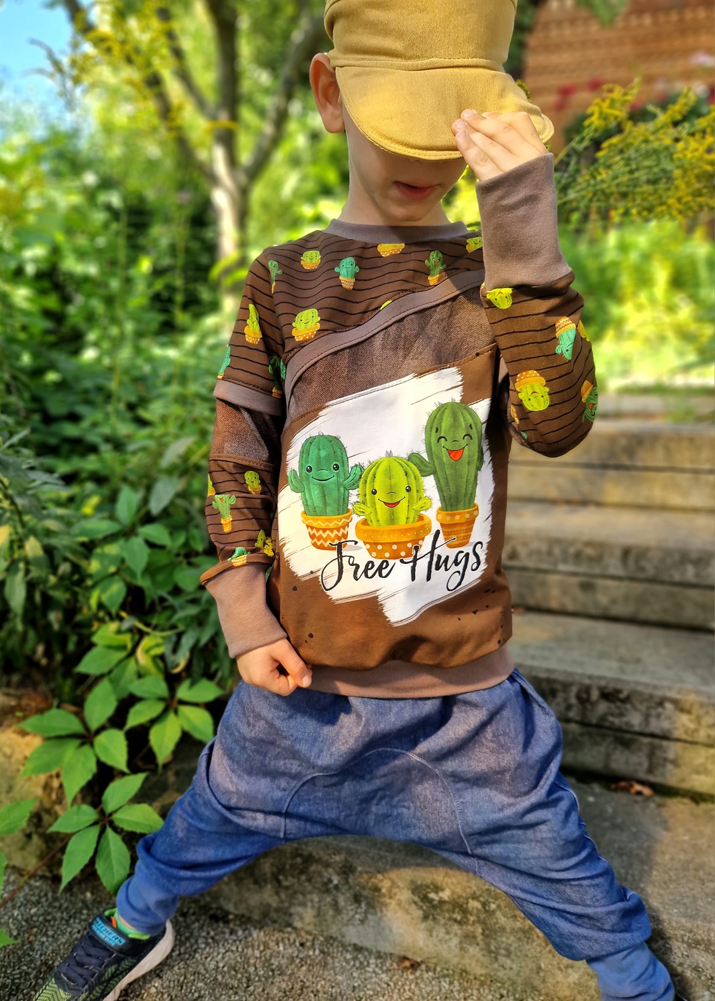 Bio-Jersey Kakteen "Free Hugs" mocca