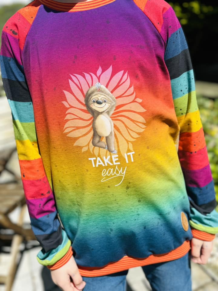 Bio-Jersey Hugo das Faultier "Take it easy" rainbow