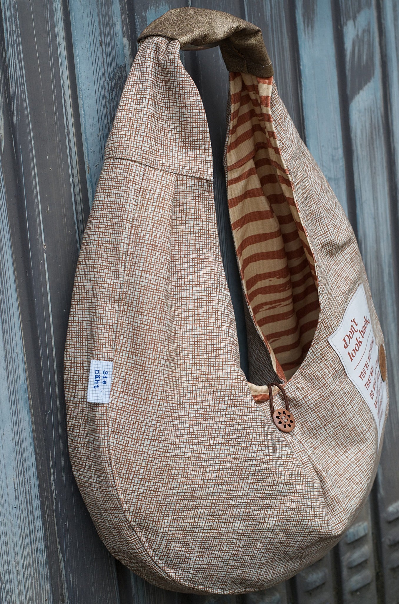 0,5m Bio-Canvas Löwenmama Kombistreifen