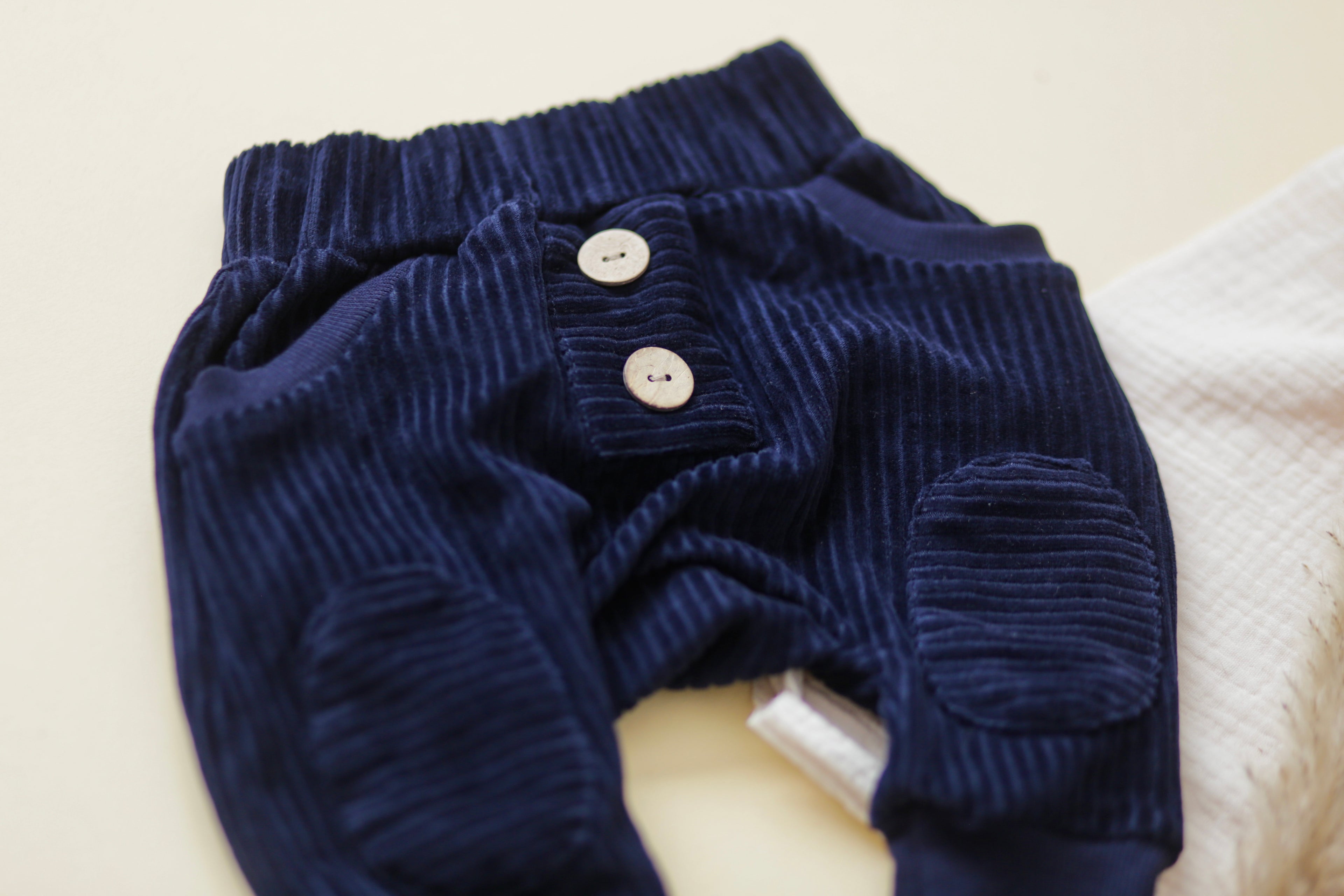 Cord-Hose (gerade Knopfleiste) navy