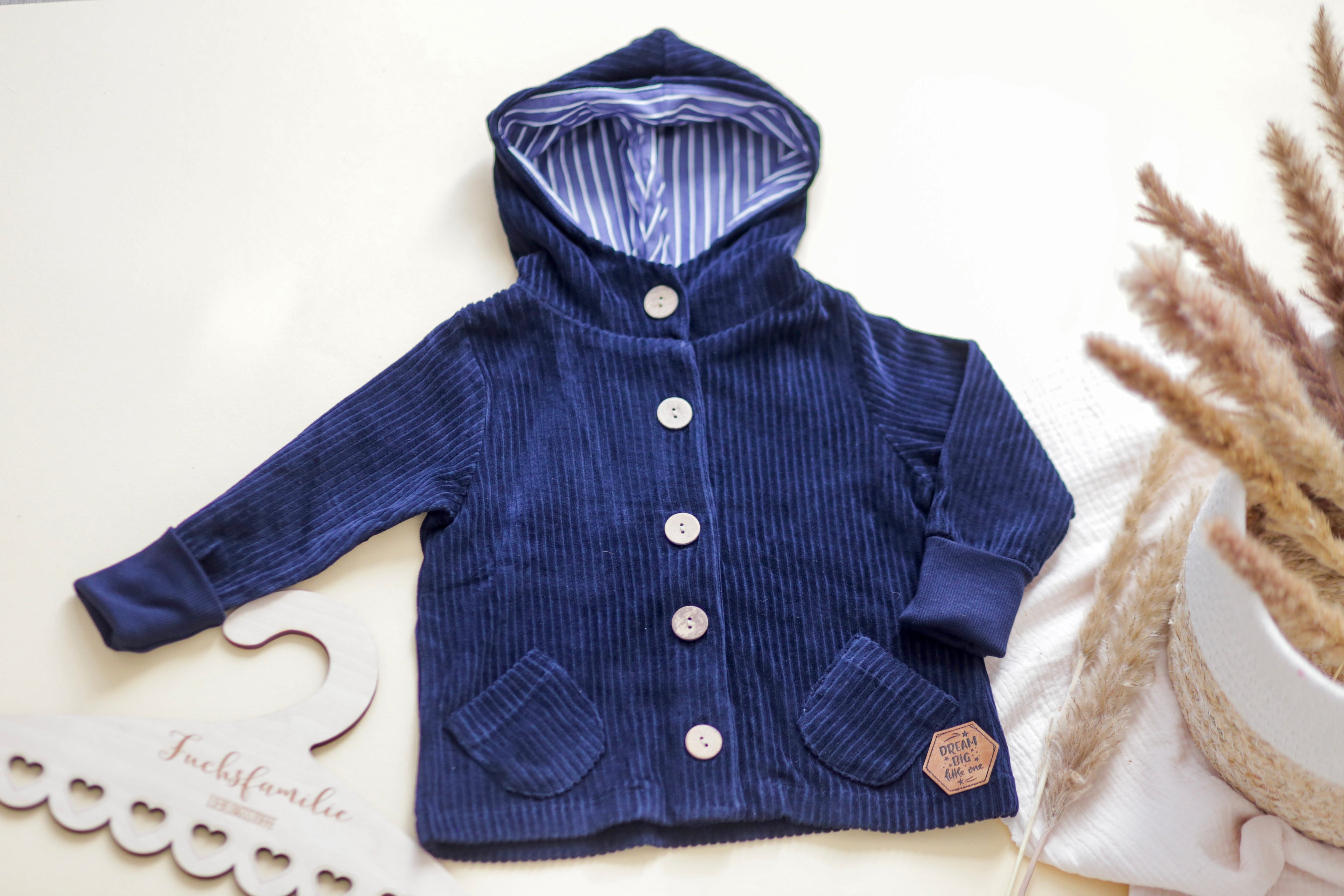 Cord-Knopfjacke navy