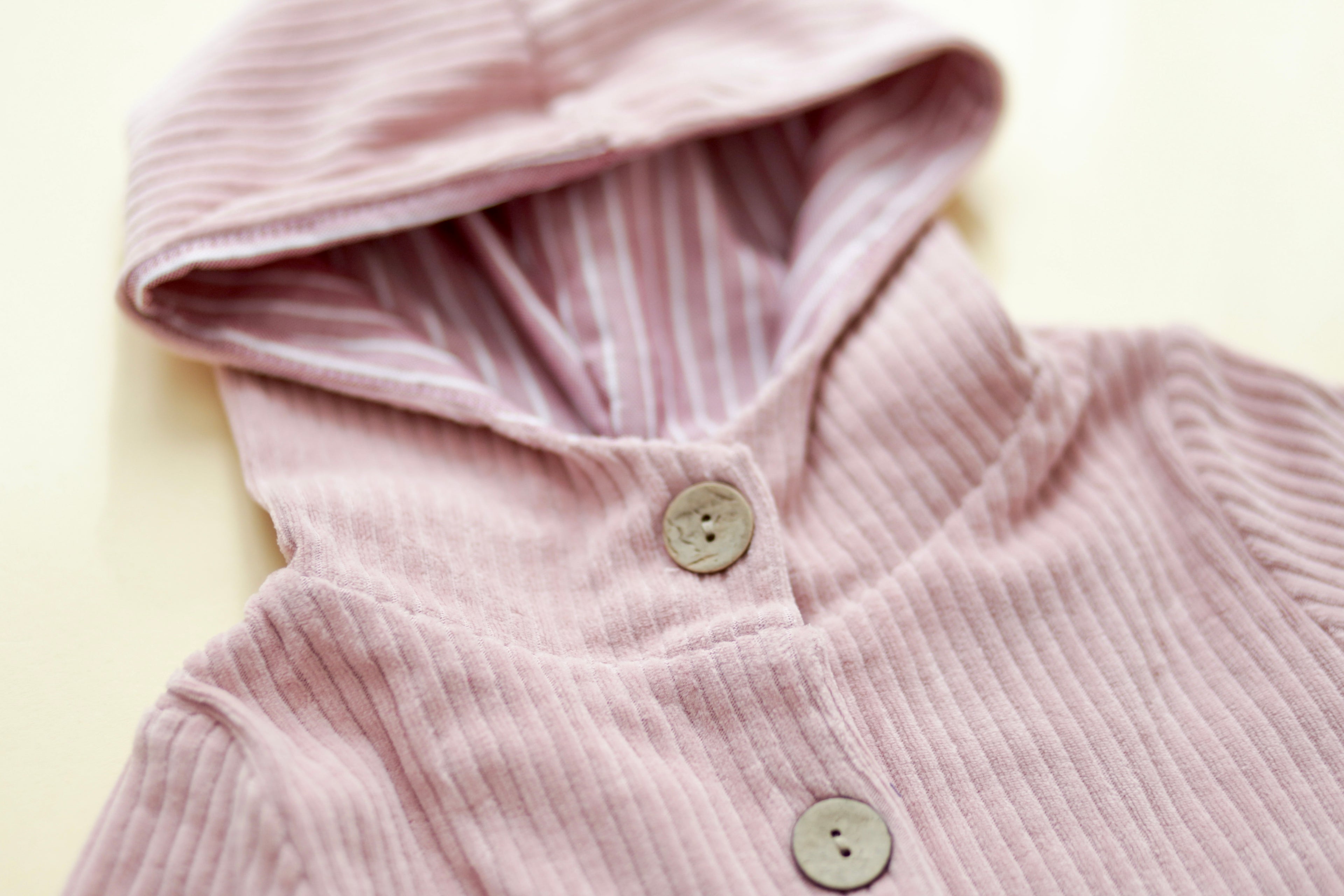 Cord-Knopfjacke altrosa