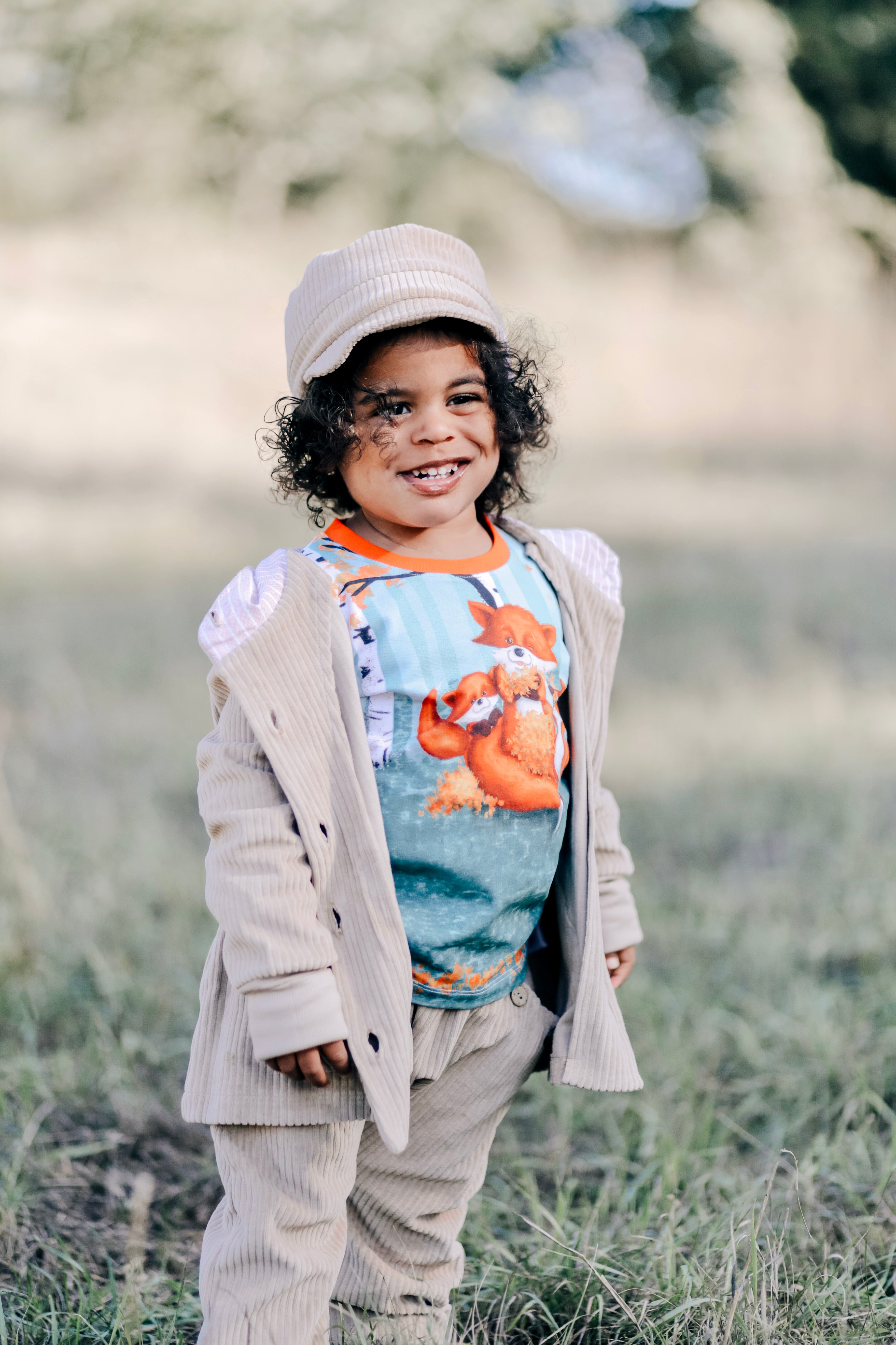 Cord-Knopfjacke beige