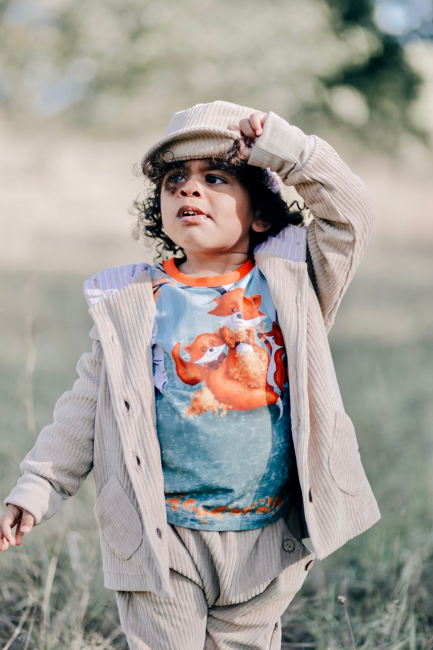 Cord-Knopfjacke beige