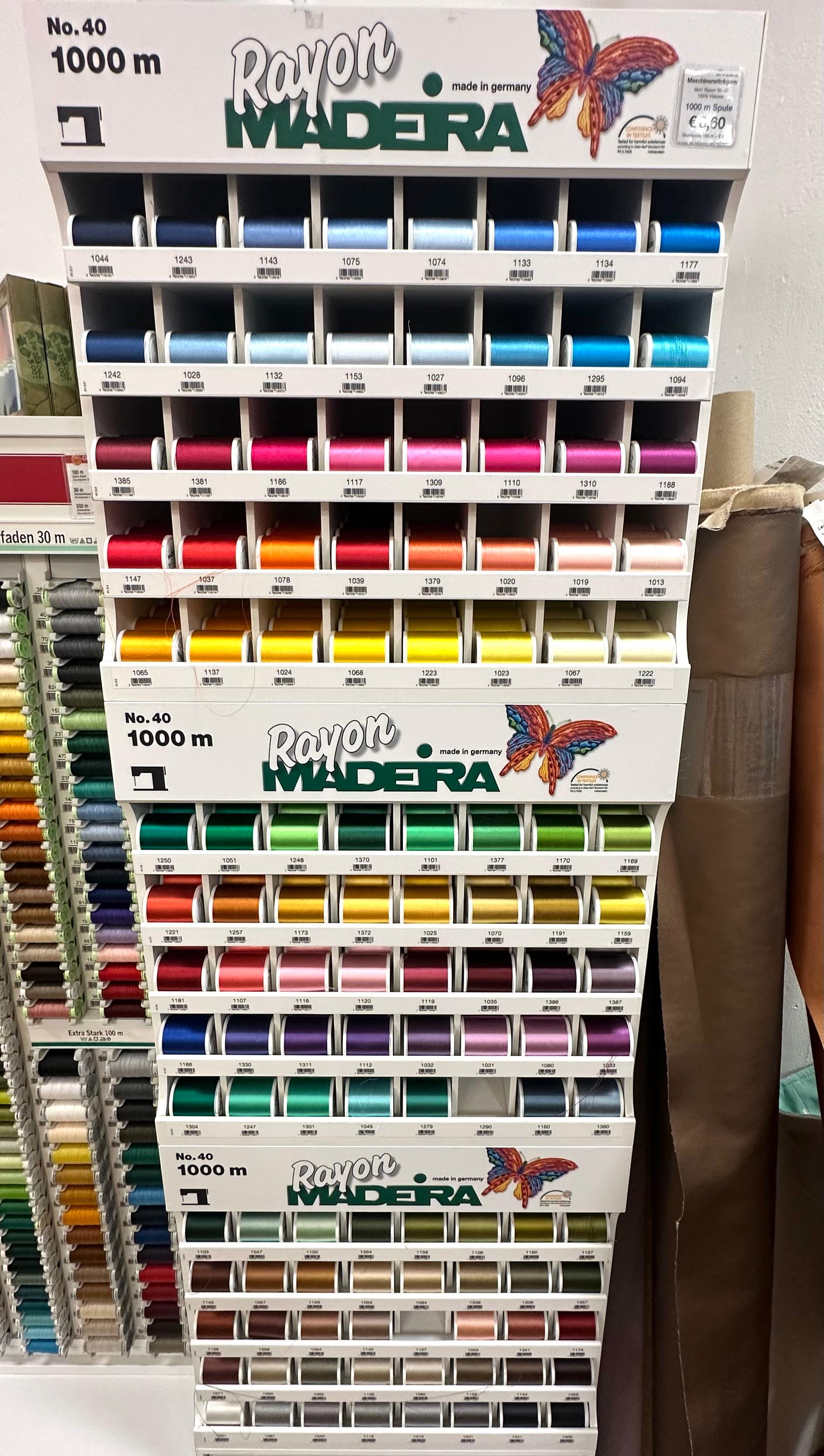 Madeira Rayon No. 40 Maschinenstickgarn Spule 1000m Ü-Farbe