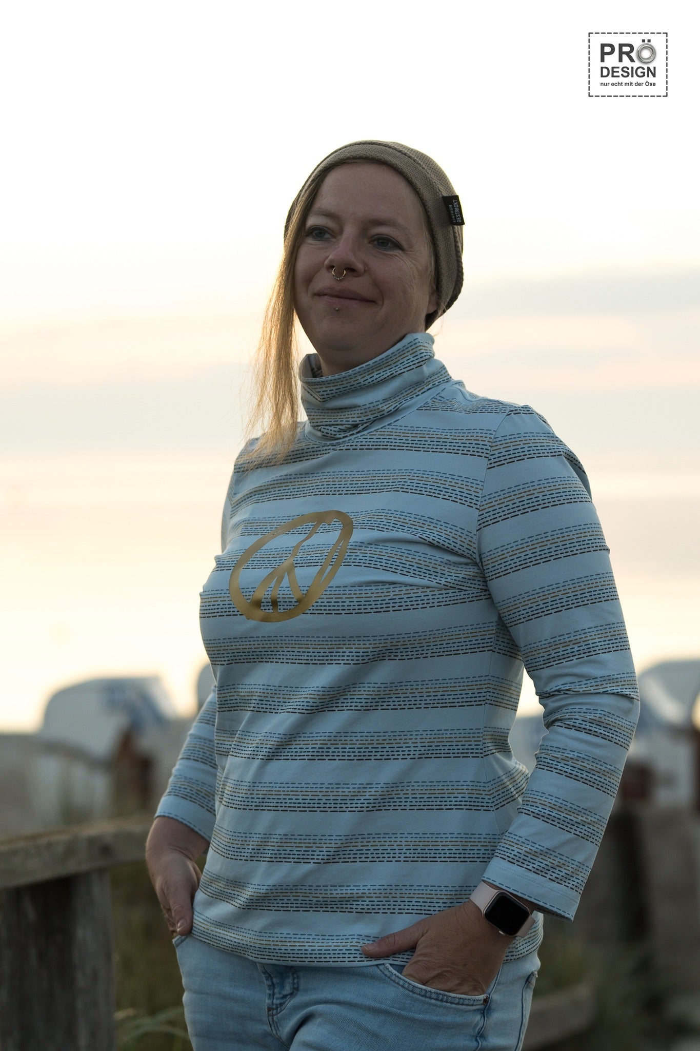 0,5m Bio-Jersey Charlie &quot;Big Hug&quot; Stripes babyblaugrau 