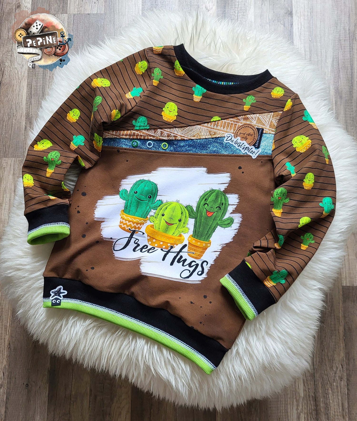 Bio-Jersey Kakteen &quot;Free Hugs&quot; mocca 