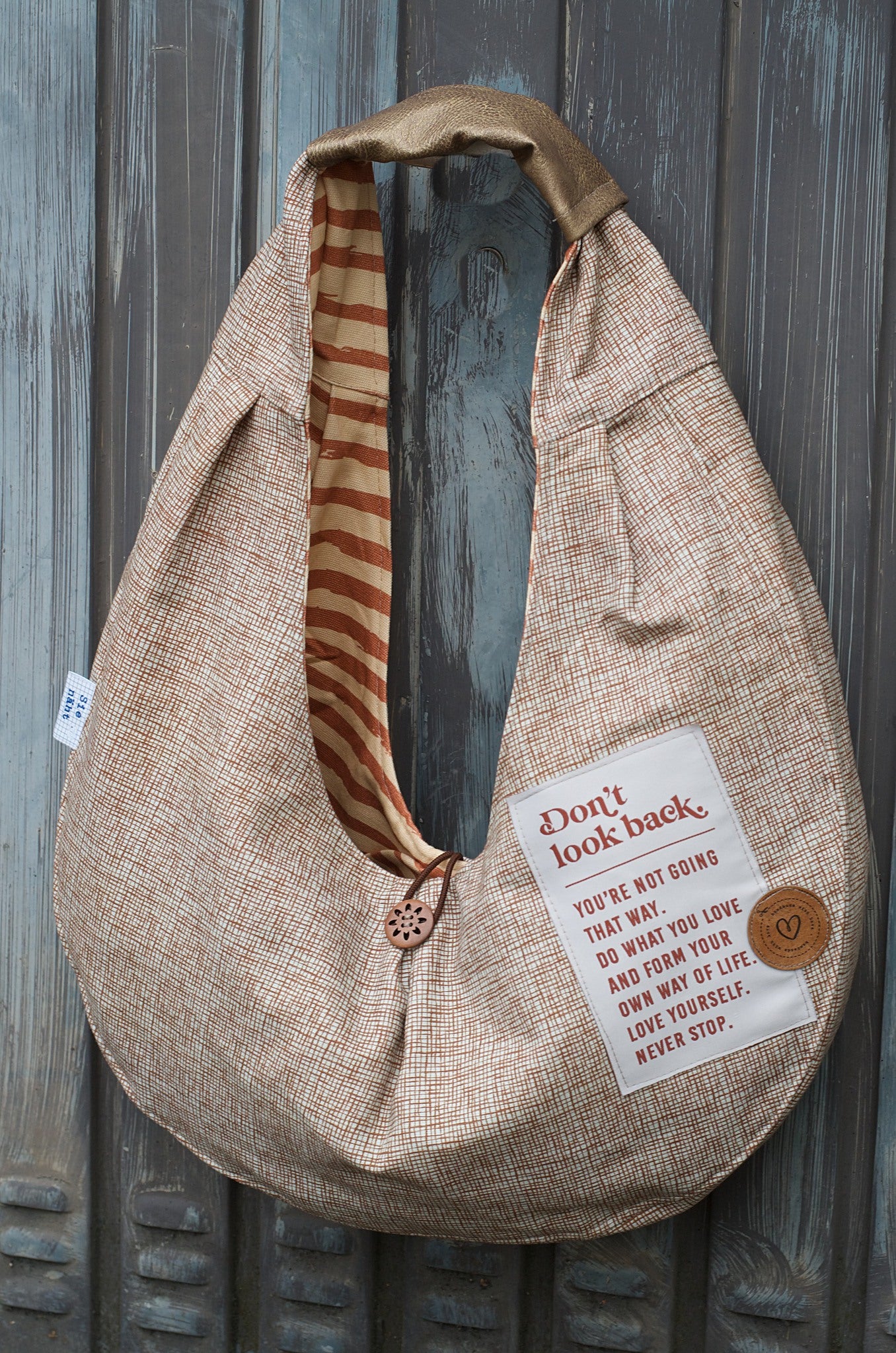 0,5m Bio-Canvas Löwenmama Kombistreifen