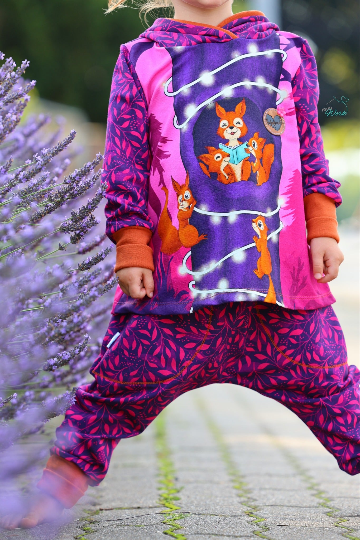 Bio-Sommersweat Eichhörnchenliebe purplelilac 