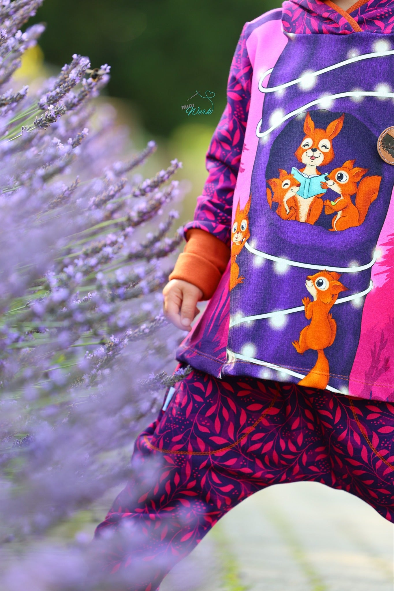 Bio-Sommersweat Eichhörnchenliebe purplelilac 