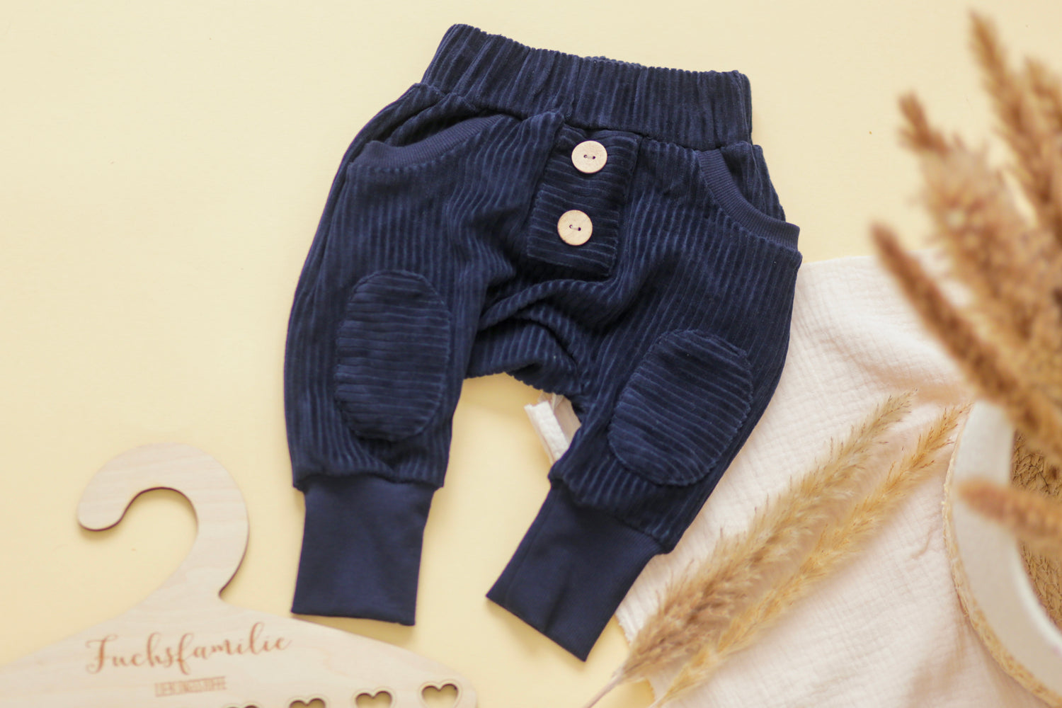 Cord-Hose (gerade Knopfleiste) navy 