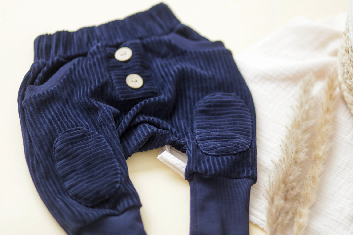 Cord-Hose (gerade Knopfleiste) navy 