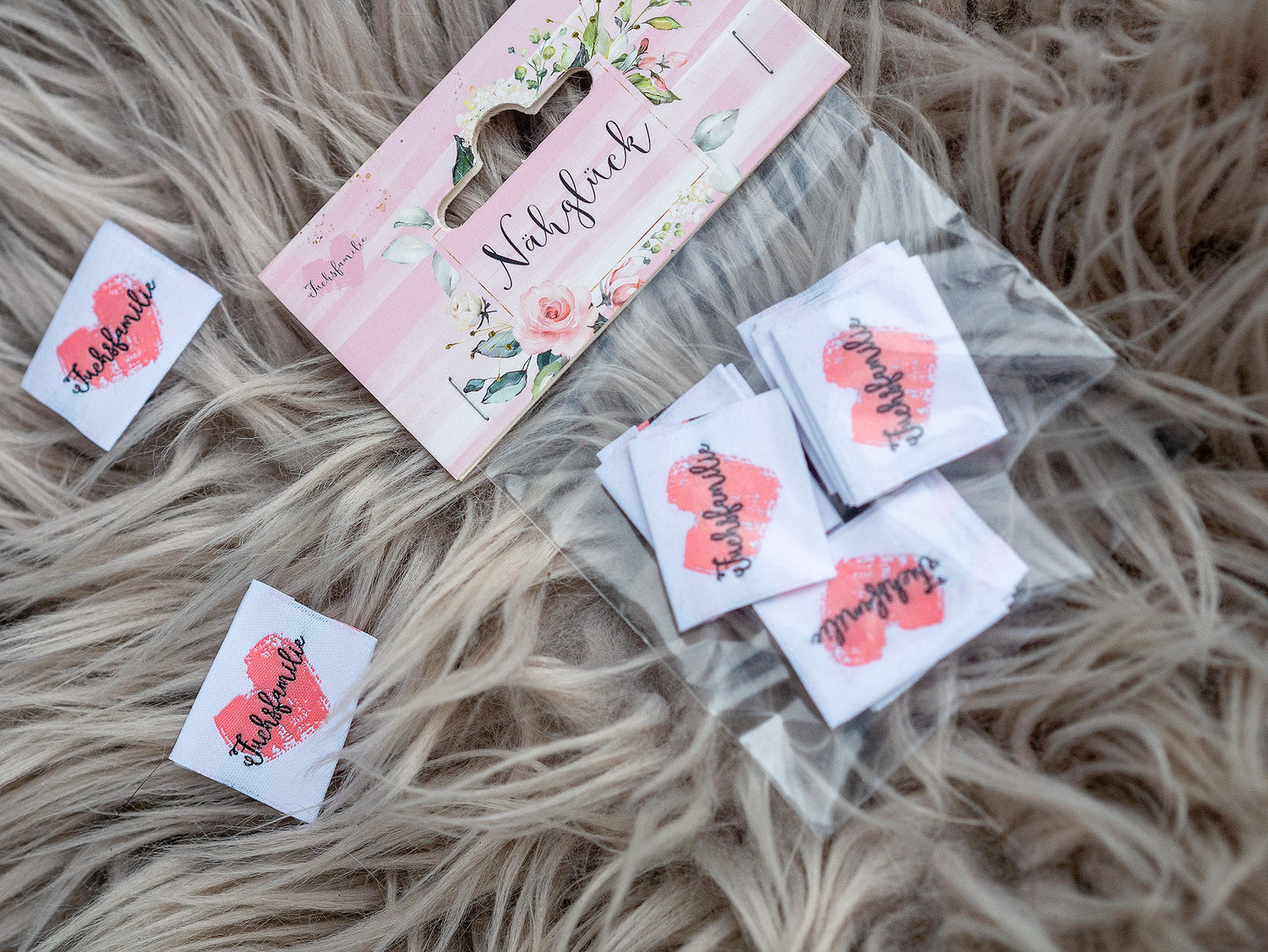 1 Tütchen Fuchsfamilie-Weblabels (enthält 10 Labels)