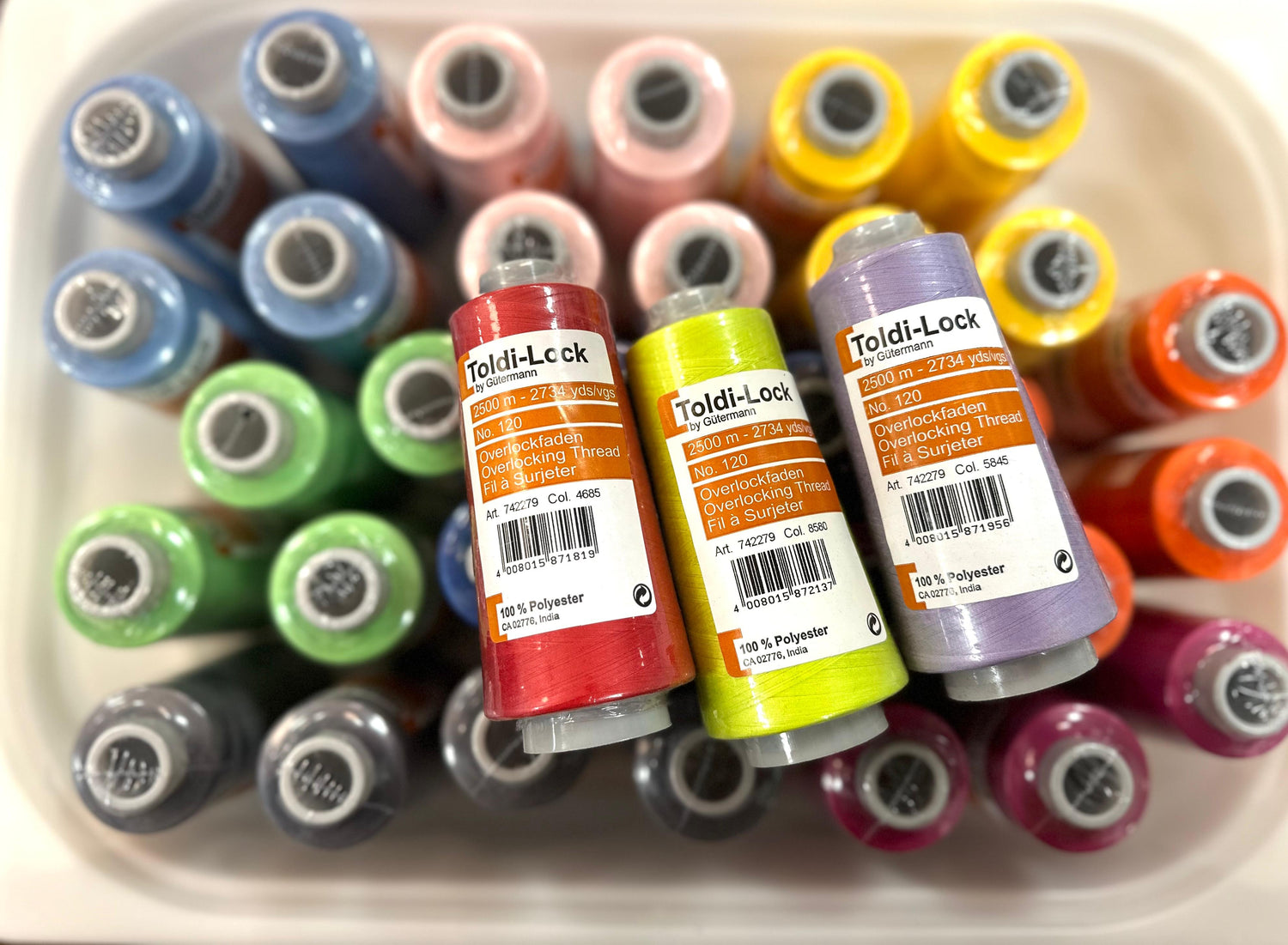 Toldi-Lock Overlockfaden Kone 2500m Ü-Farbe